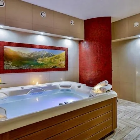 Grand Podhale Resort&Spa Zakopane - Jacuzzi - Sauna fińska i Łaźnia parowa - Widok na Tatry-3